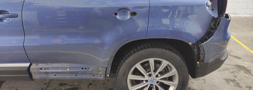 Коррозия под молдингами