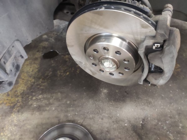 Меняйте тормозные колодки